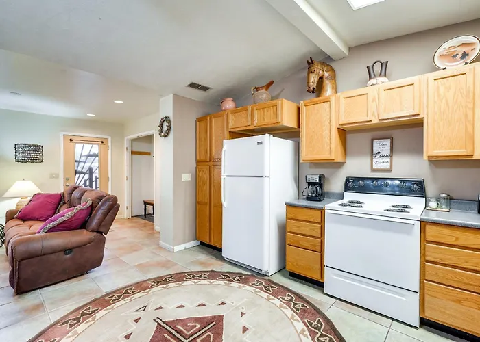 Cowboy Casita In Wickenburg! Equestrian Getaway